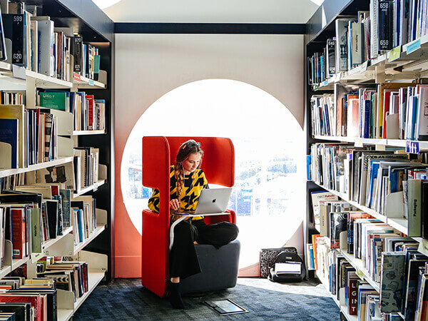 Ravensbourne College